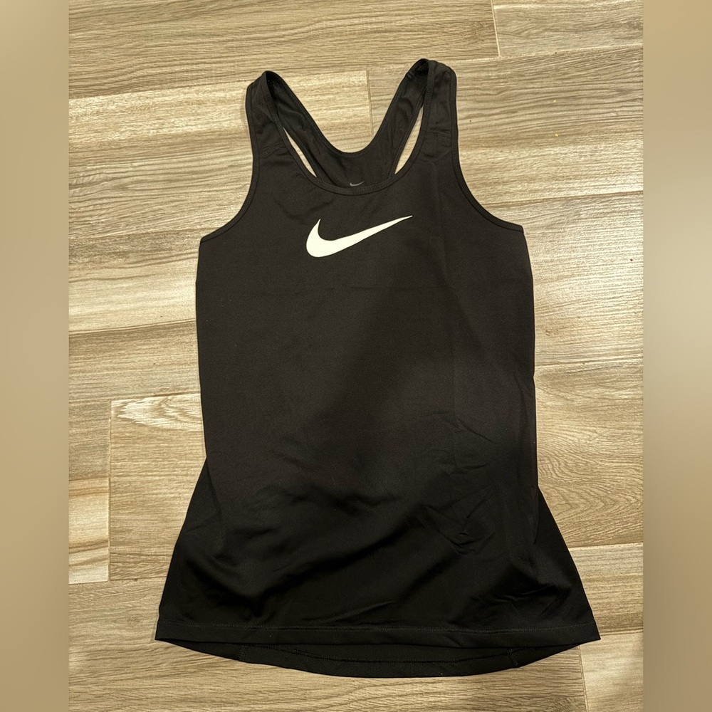 Women’s Nike dri fit workout tank top
